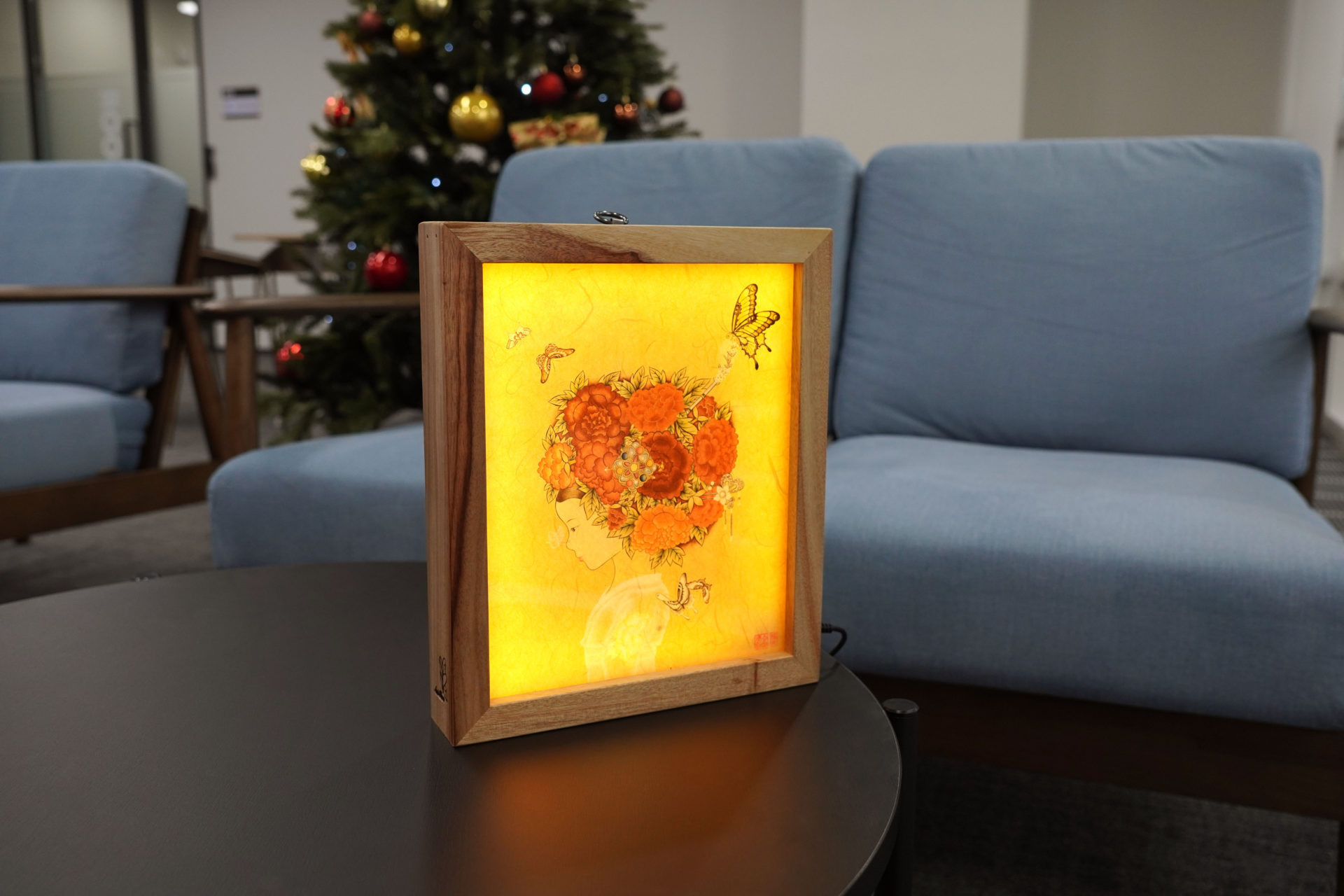 The Young Lady Mood Lamp